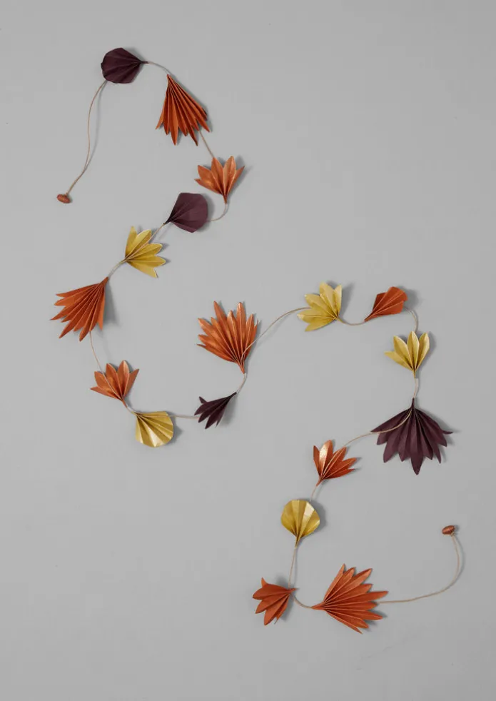 Concertina Petal Paper Garland