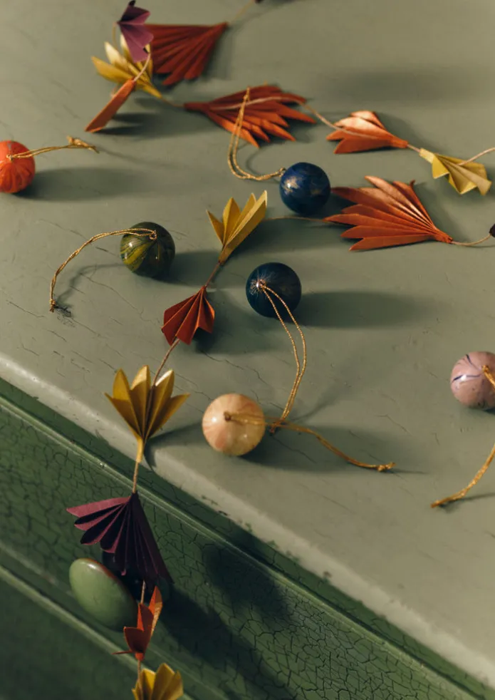 Concertina Petal Paper Garland