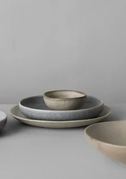 Cove Stoneware Dinner Plate