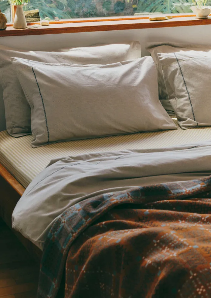 Fine Stripe Organic Cotton Oxford Pillowcase Set