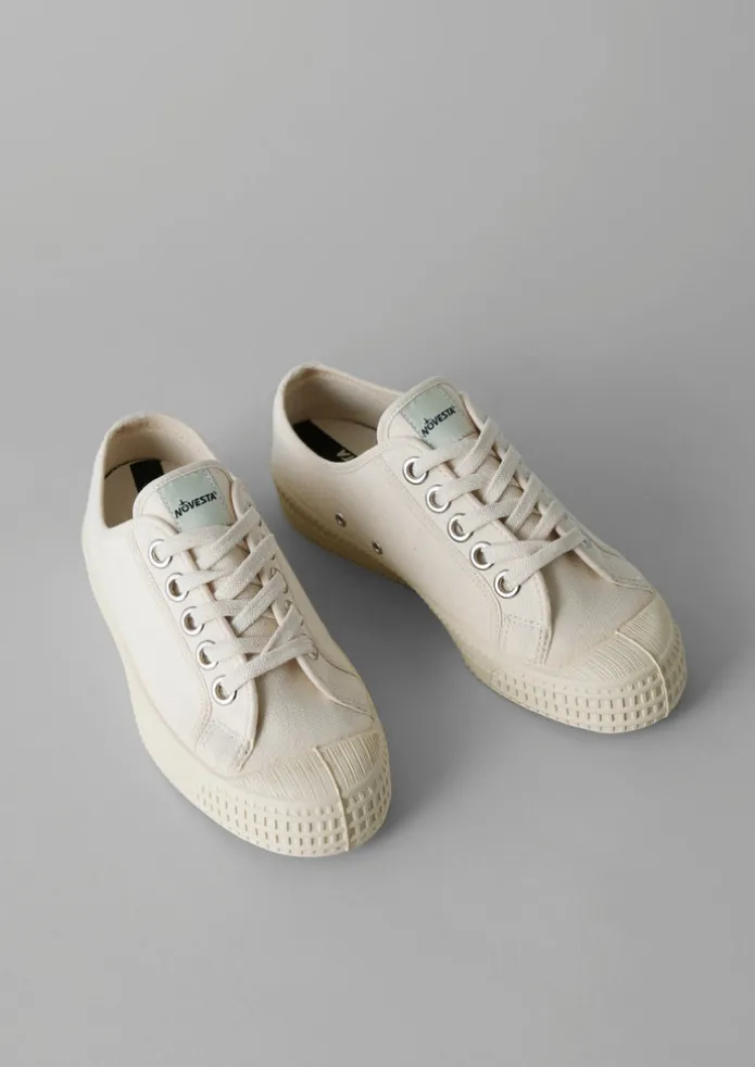 Novesta Star Master Plimsolls