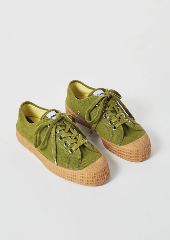 Novesta Star Master Plimsolls