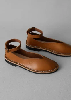 Steve Mono Artisanal Pumps