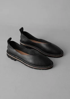 Steve Mono Artisanal Pumps