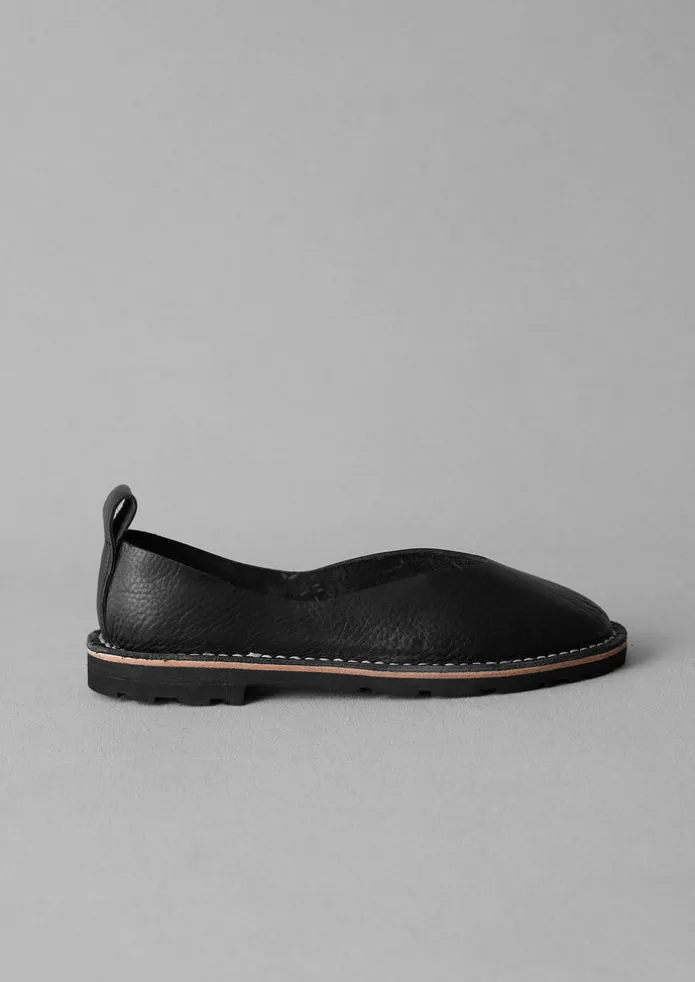 Steve Mono Artisanal Pumps